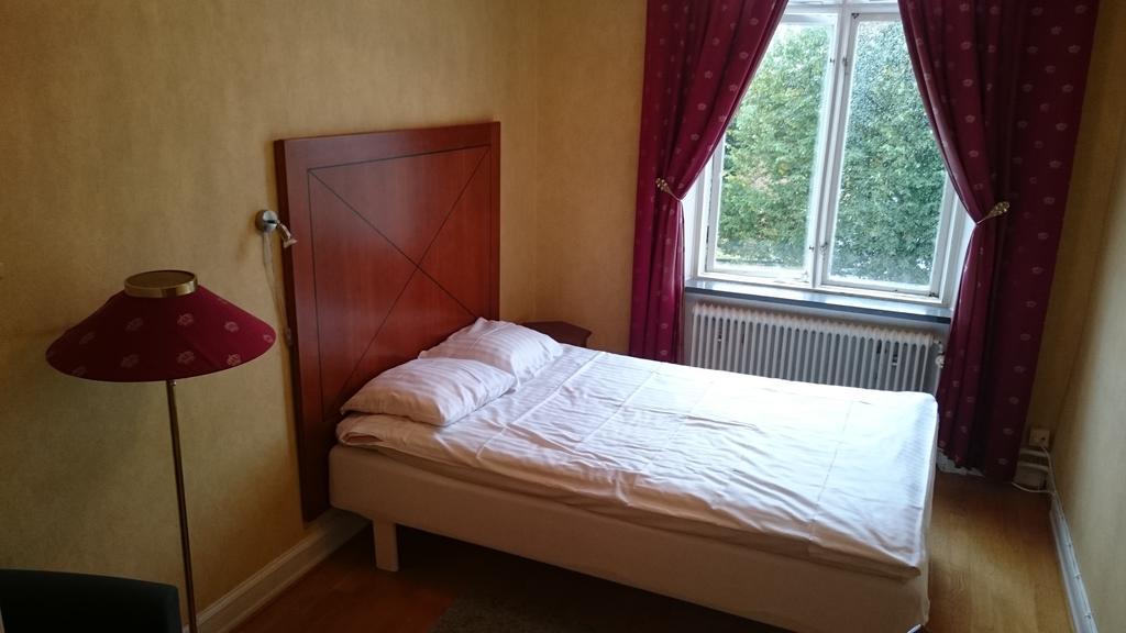 Stadshotellet Soelvesborg Pokoj fotografie